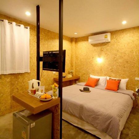 A Pousada Mbed Phuket Exterior foto