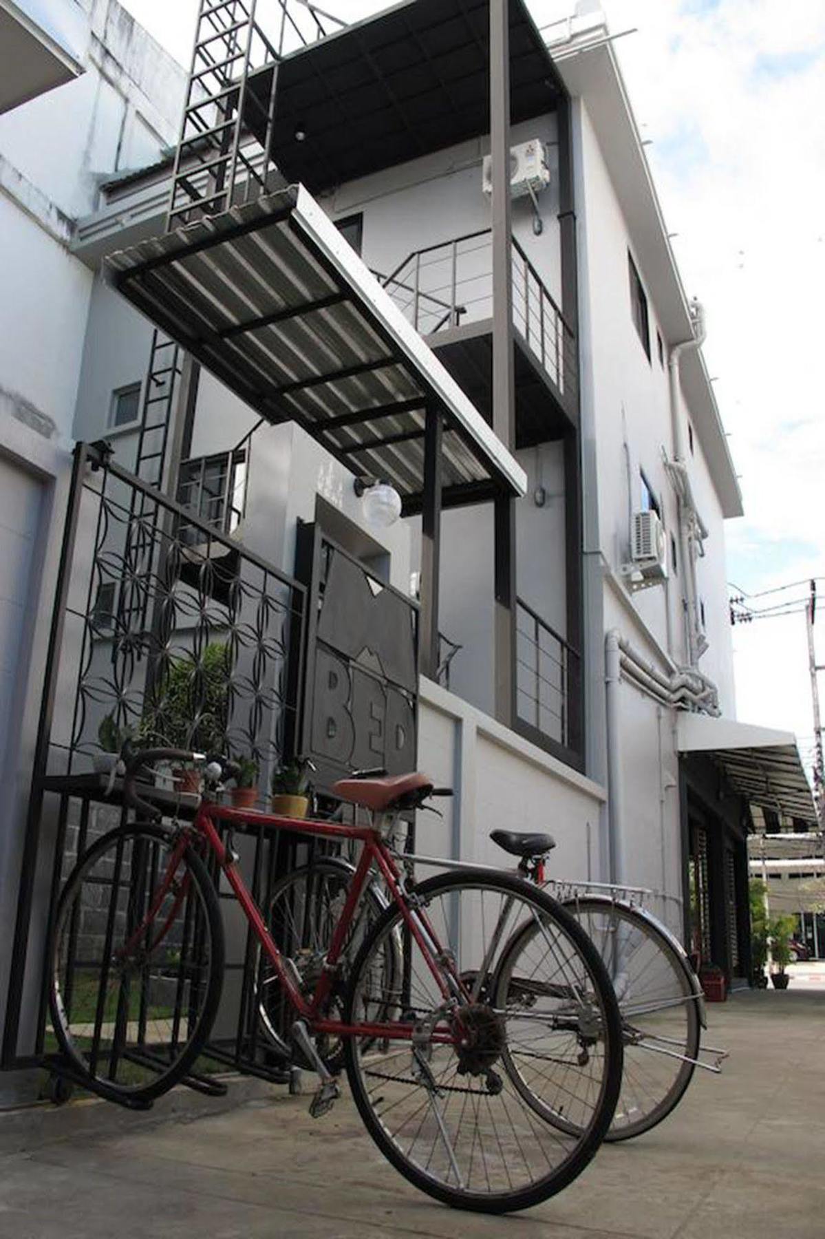 A Pousada Mbed Phuket Exterior foto